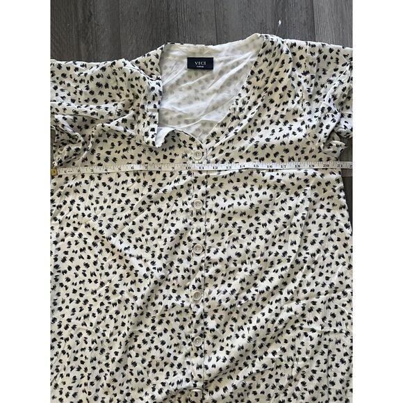 VICI Printed Button Front Fit Sheath Dress Ruffle Hem - Picture 7 of 8